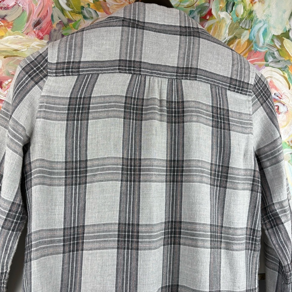 PAIGE Gray Plaid Buttonless Shirt Blouse Size M - Picture 10 of 12